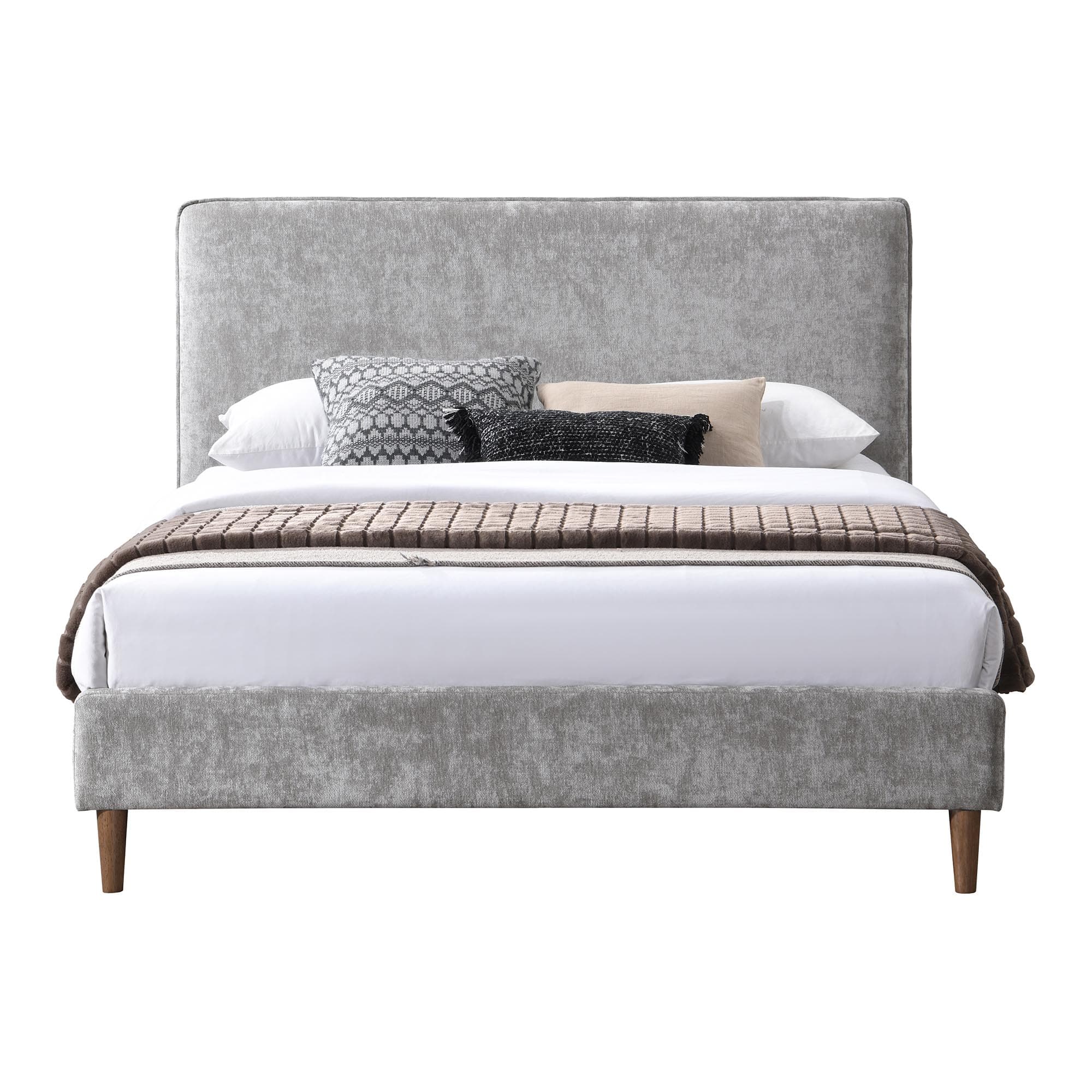 Lifestyle image of the  Huxley Qb Bed from Forty Winks