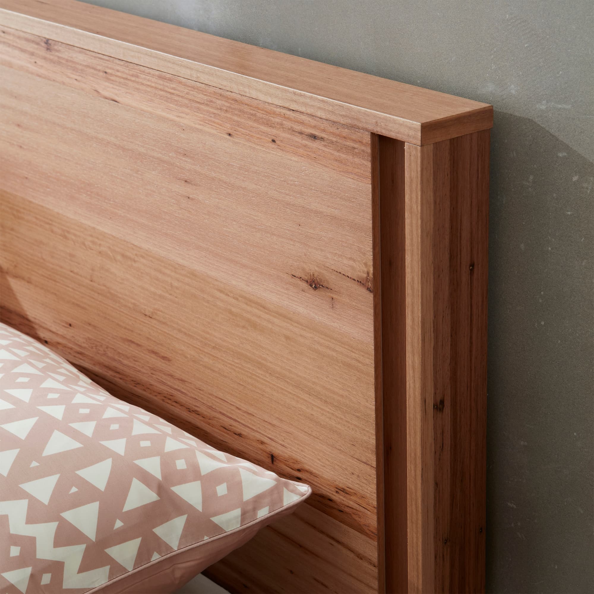 Lifestyle image of the  Gap X Qb Bed W/Floating Base (Native) from Forty Winks