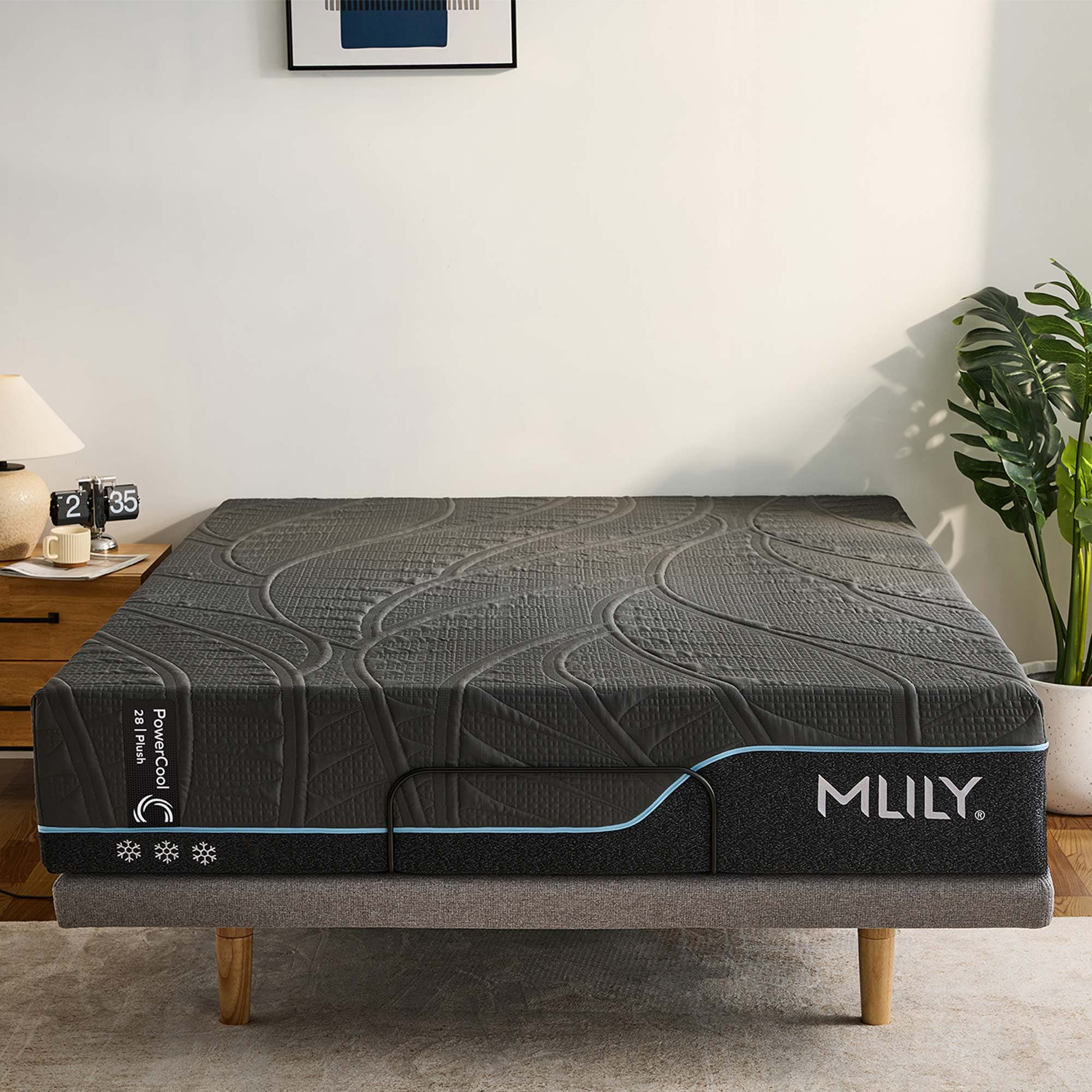 Lifestyle image of the  Mlily Powercool 28 Plush Mattress Qb from Forty Winks