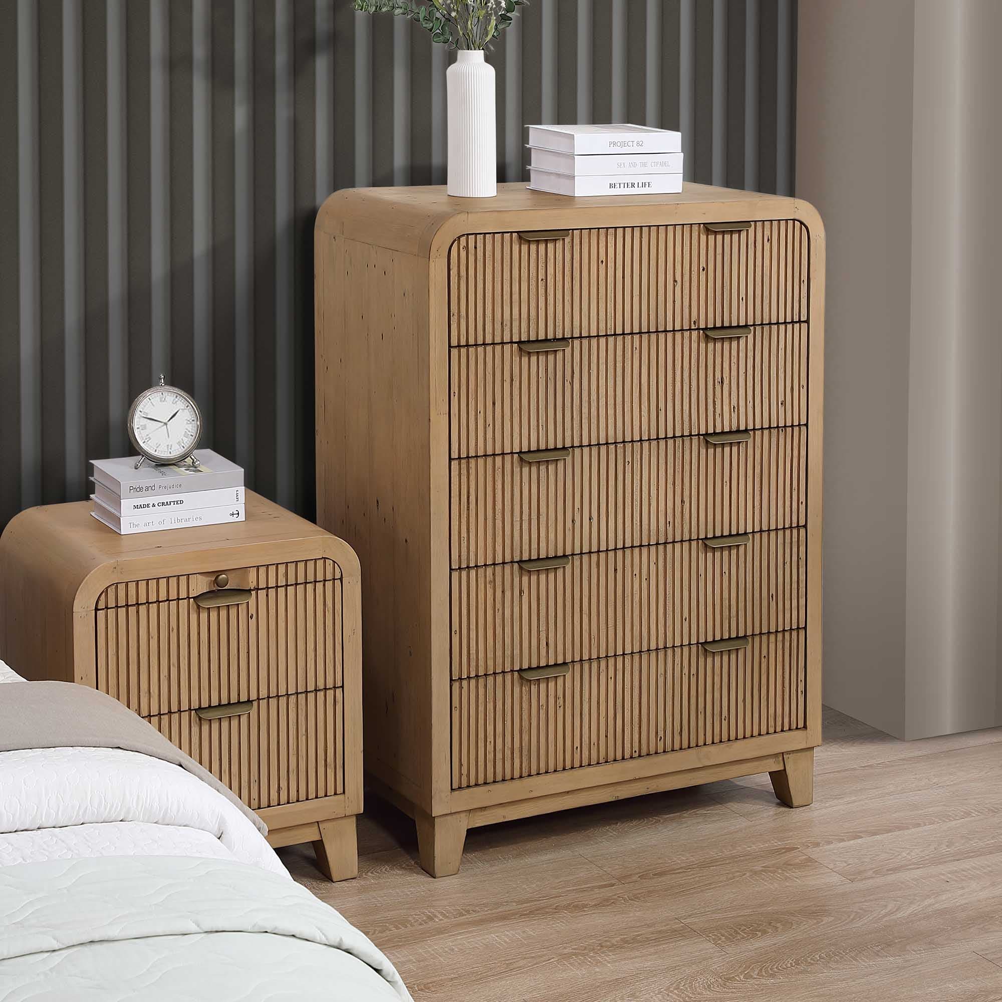 Lifestyle image of the  Ollie Tallboy from Forty Winks