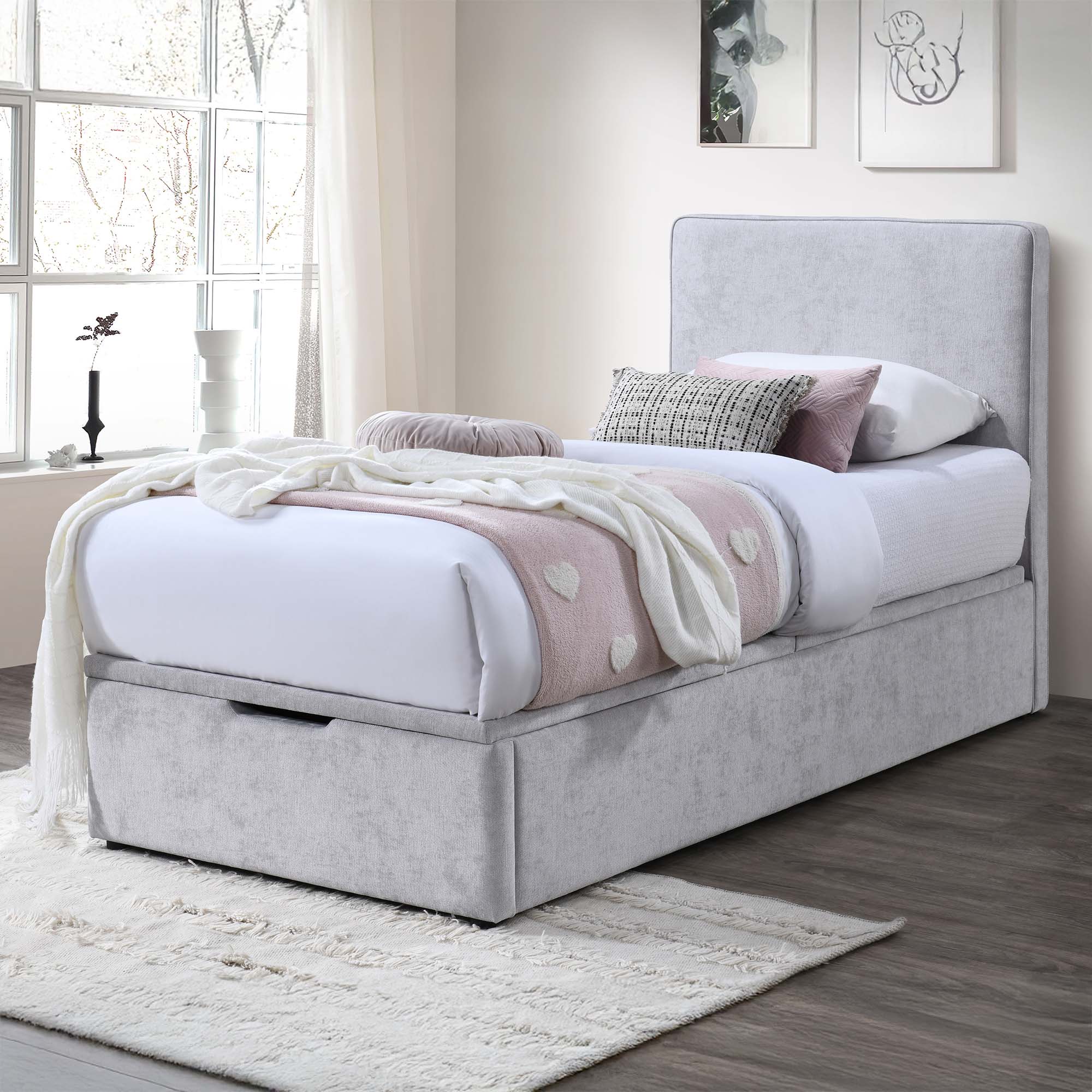 Lifestyle image of the  Orlando Sb Gas Lift Bed from Forty Winks