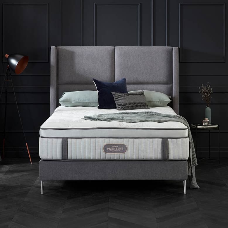 Lifestyle image of the  Quattro Qb Bed Head from Forty Winks