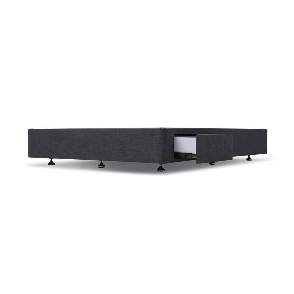 Lifestyle image of the  Active Sleep Base Qb 1 Pc 2 Drw Graphite from Forty Winks