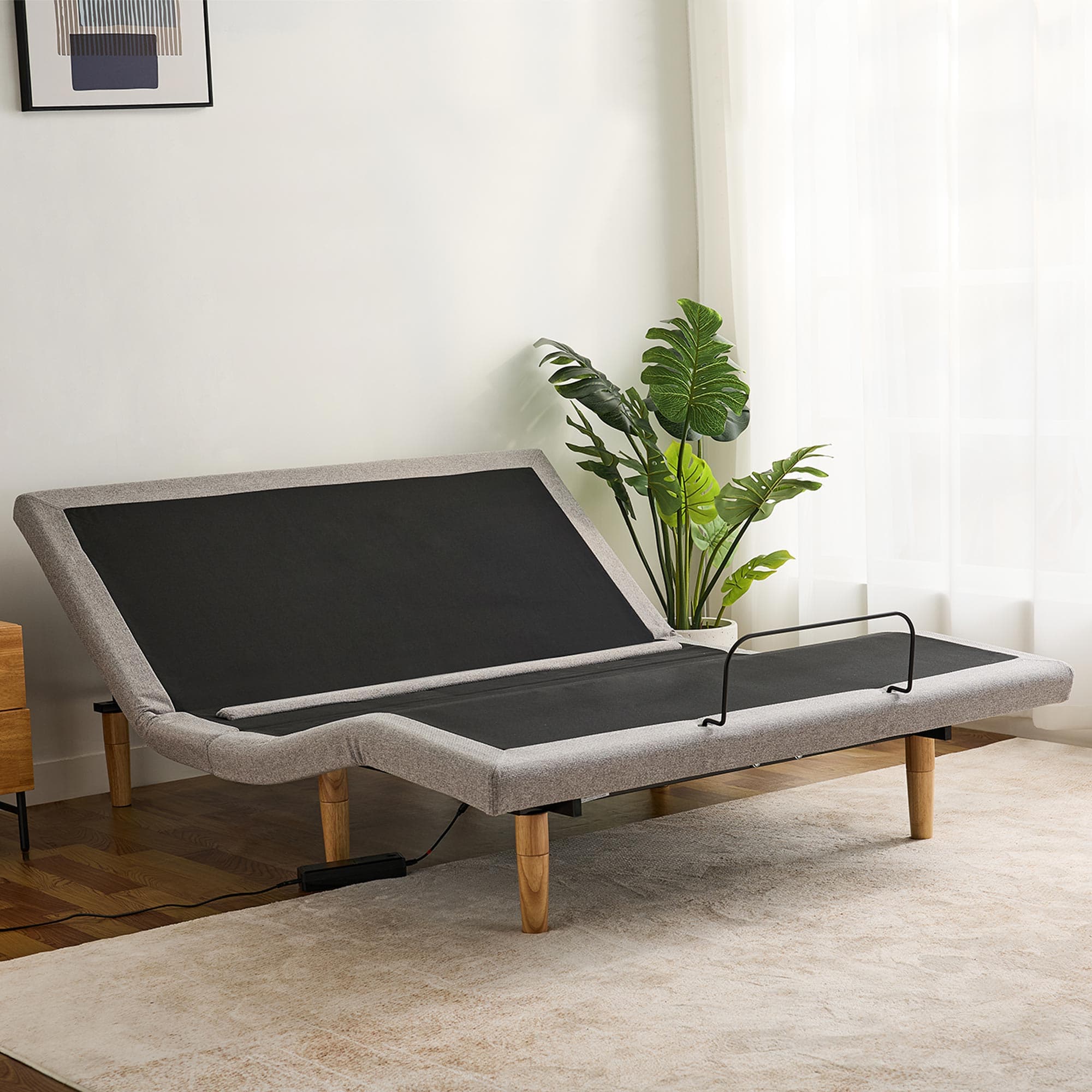 Lifestyle image of the Mlily Irecover Ultimate Adjustable Base Qb from Forty Winks